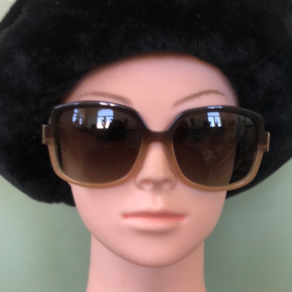 Christian Dior Polarized Sunglasses - Picture 3 of 10